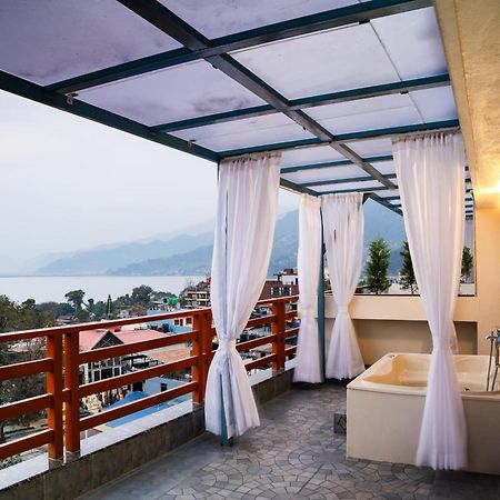 Pokhara Alpine And Springs Exterior foto