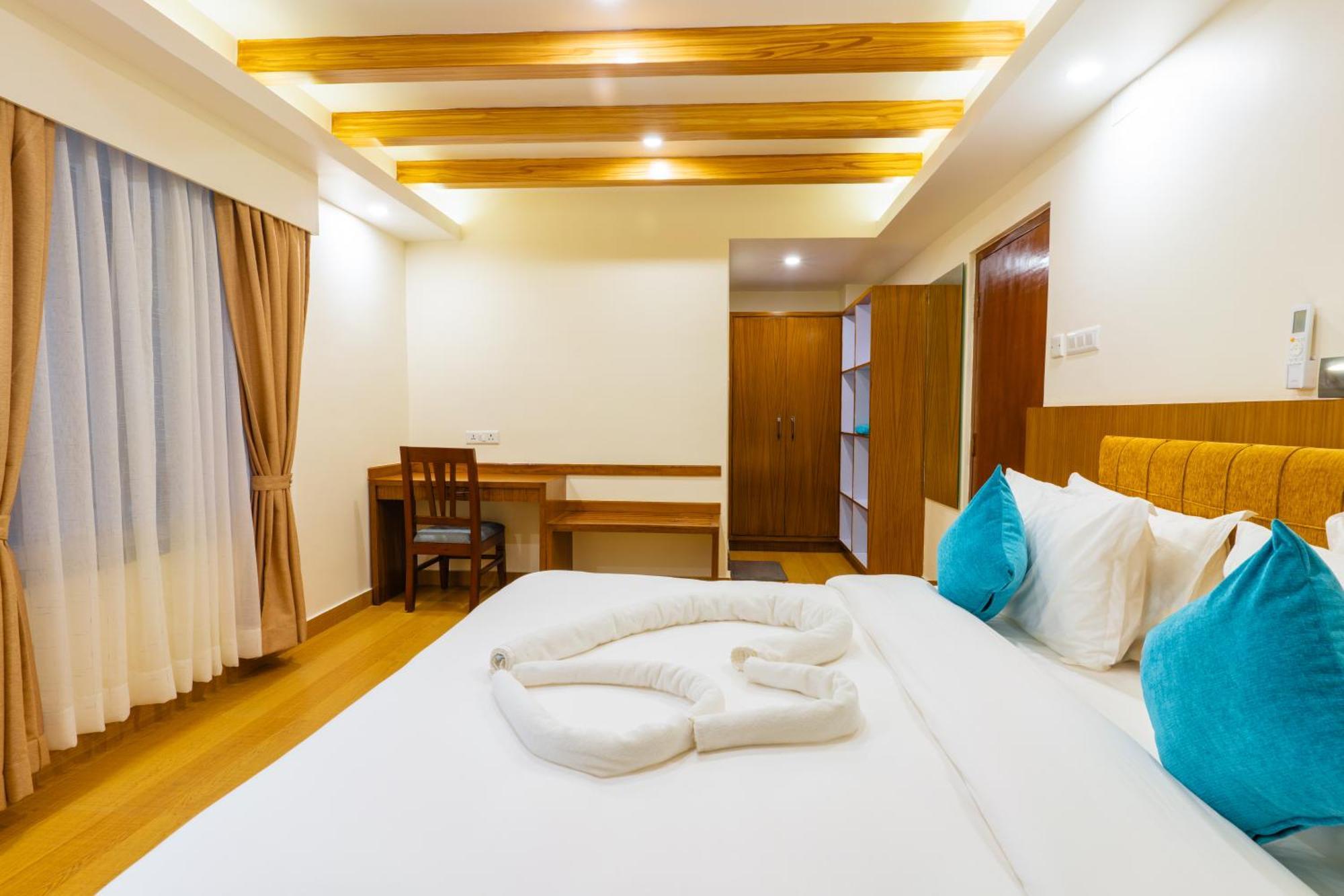 Pokhara Alpine And Springs Exterior foto