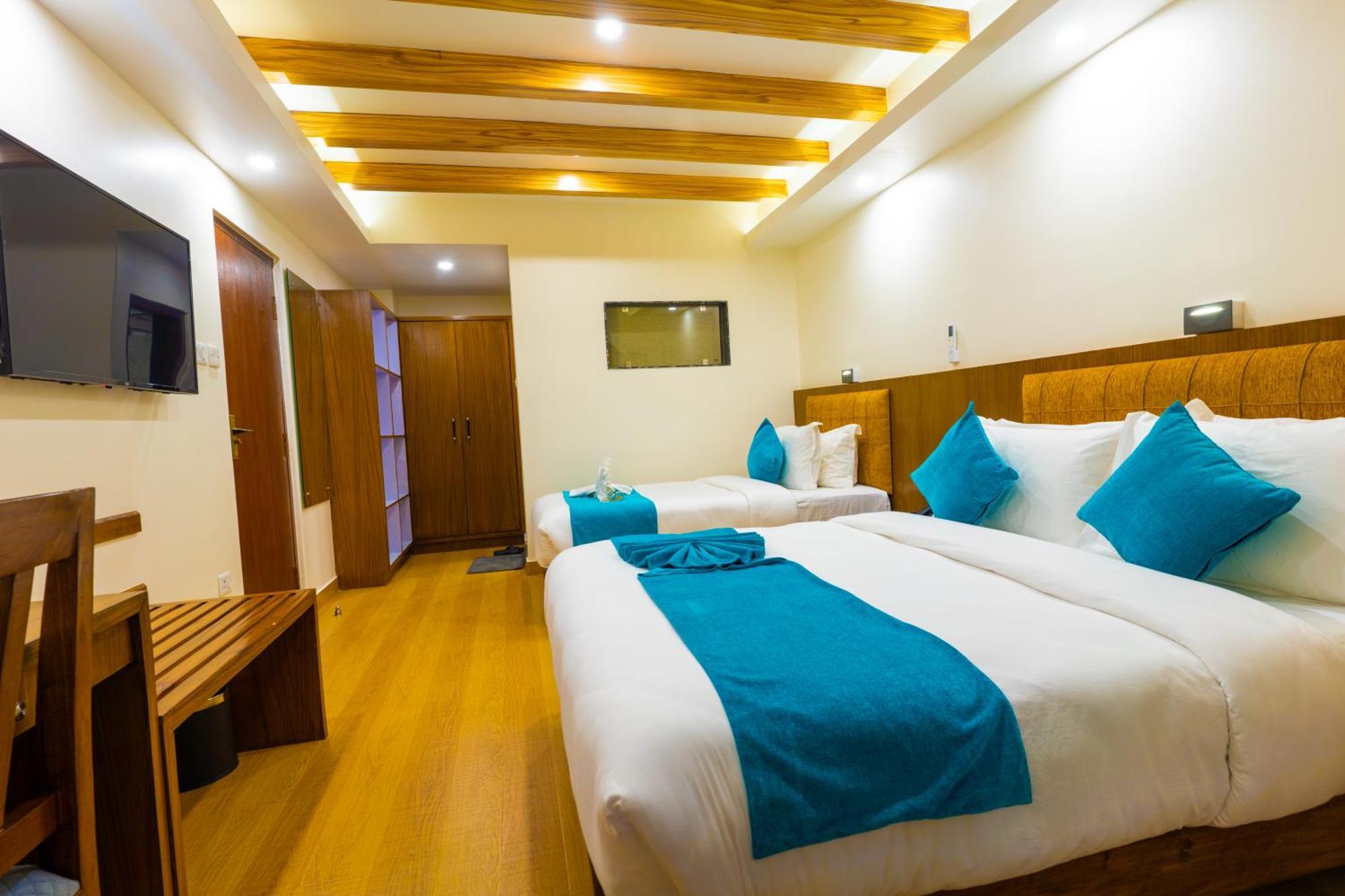 Pokhara Alpine And Springs Exterior foto